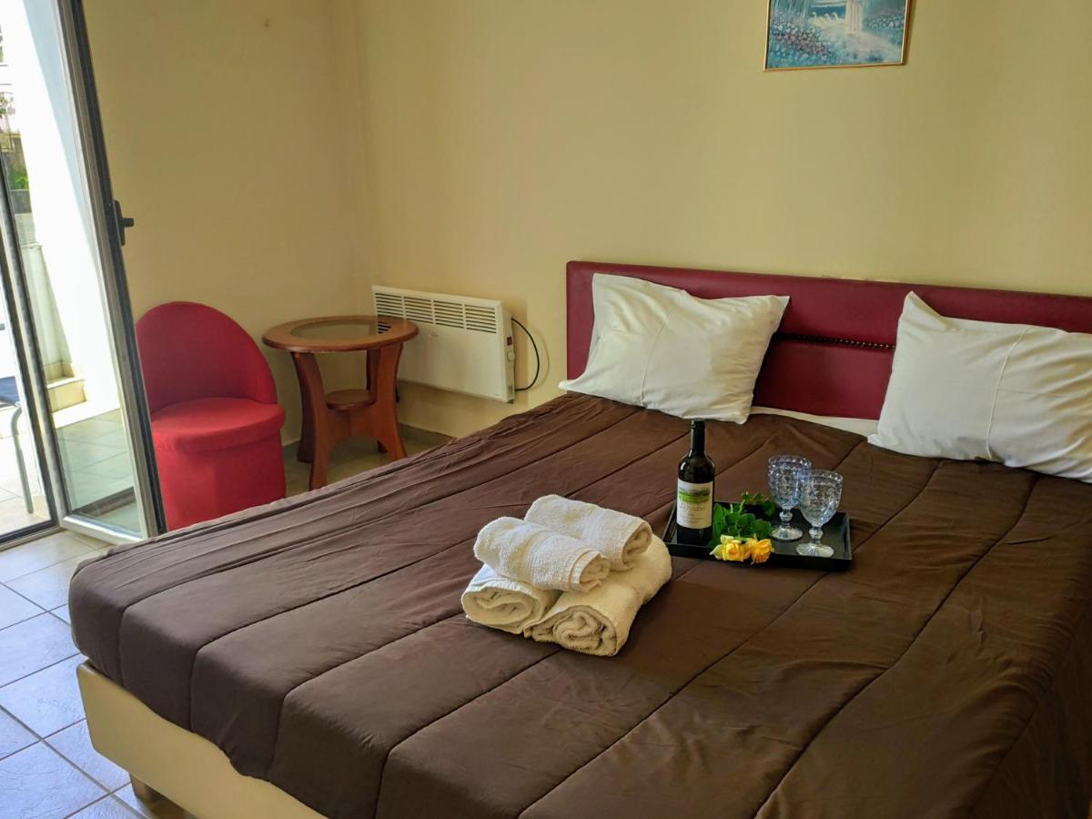 Hotel King Kalampáka Buitenkant foto
